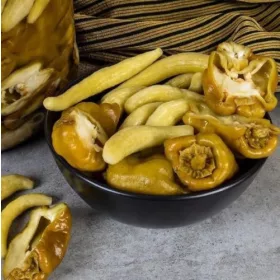   Gaziantep Ev Yapımı Turşularımız Aile Paketi 3 Bidon 6 kg (brüt)